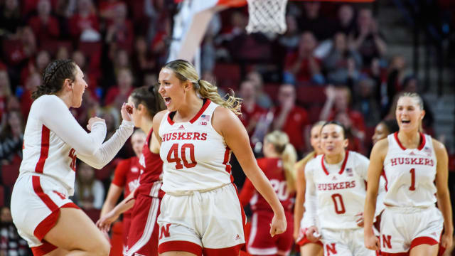 05_Maddie Krull, Alexis Markowksi_WBB vs Indiana 0107